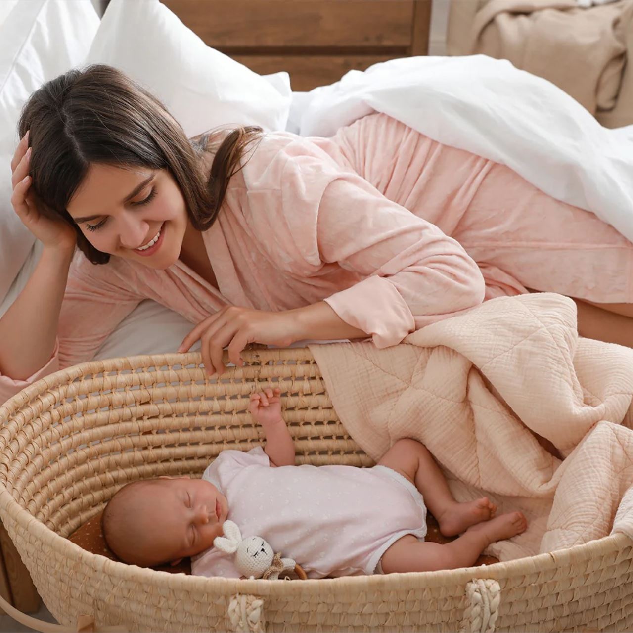 Bebeğimin uyku sorunları için ne zaman danışmanlık almaya başlayabilirim?